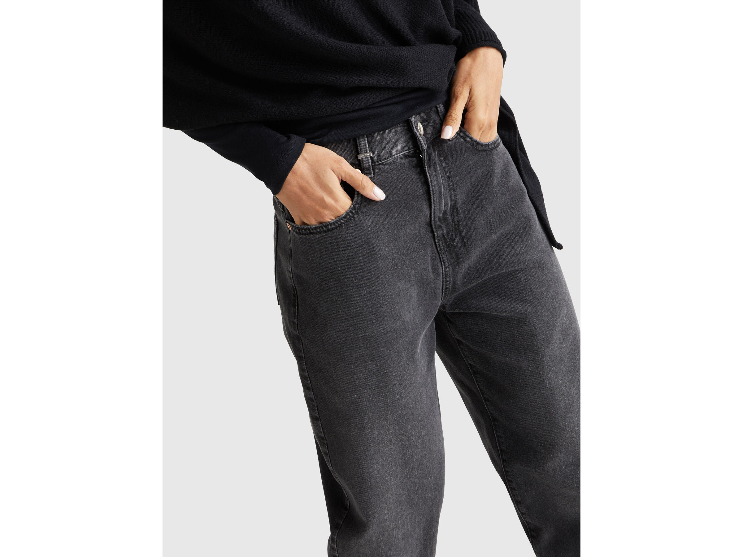 TROUSERS Women image number 4